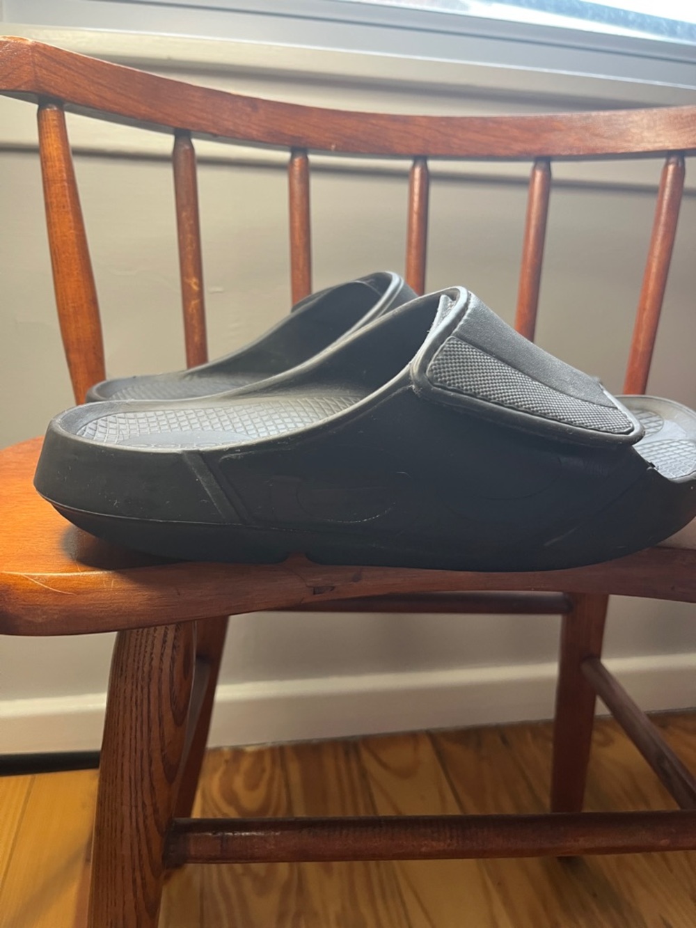 OOFOS OOahh Sport Flex Recovery Slides Men’s size 8 Wome’s Size 10 - Picture 3 of 9